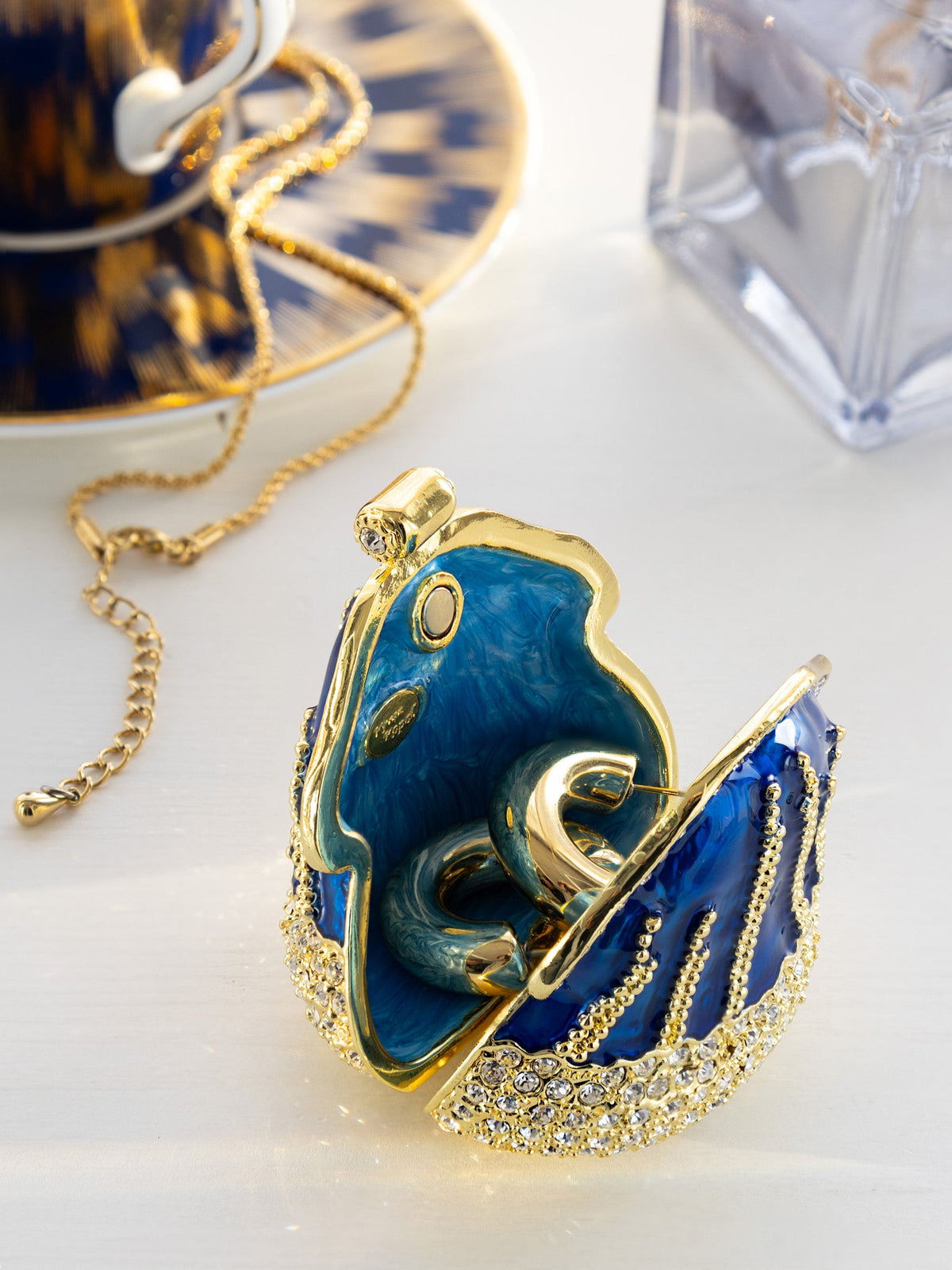 Keren Kopal Golden Blue Purse