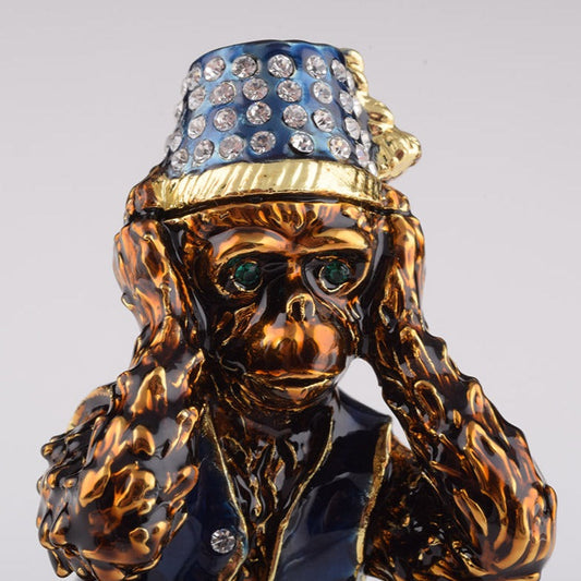 Keren Kopal Brown Monkey Kikazaru hear no evil