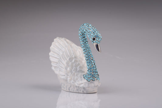 Keren Kopal White Swan