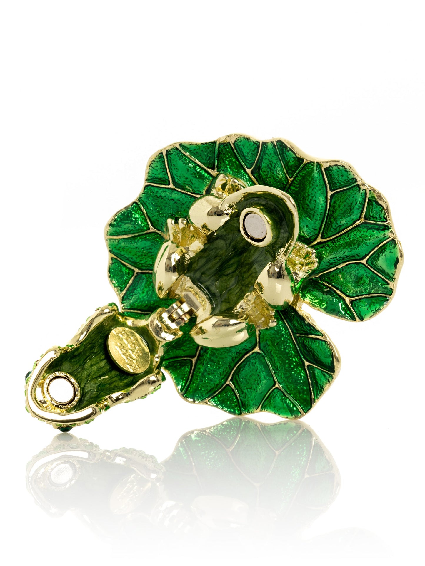 Keren Kopal Golden Frog on Green Leaf