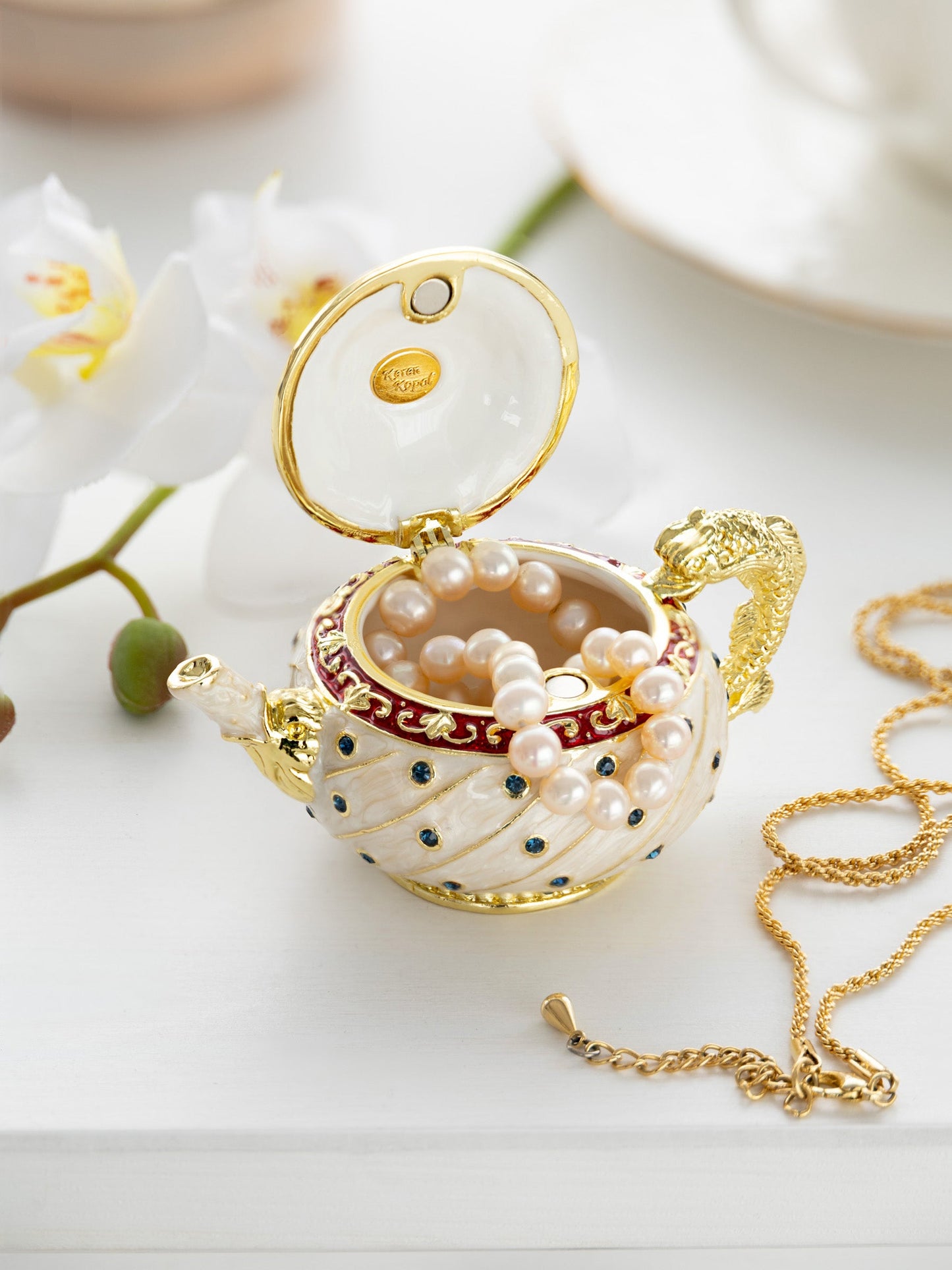 Keren Kopal White with Colorful Dots Teapot