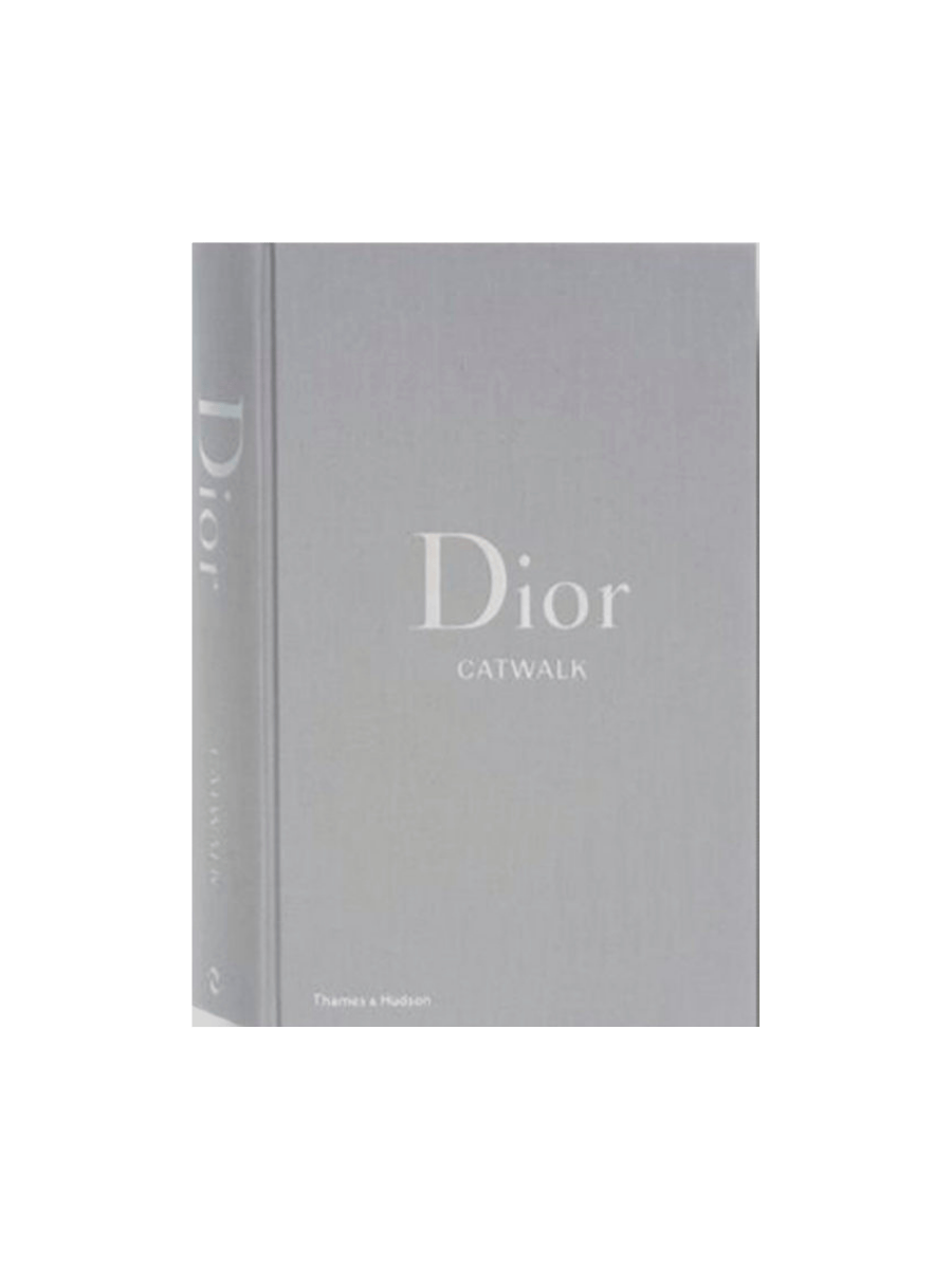 ספר אופנה Dior Catwalk - עטיפה קדמית.