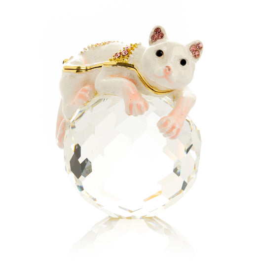 Keren Kopal White Cat on Crystal