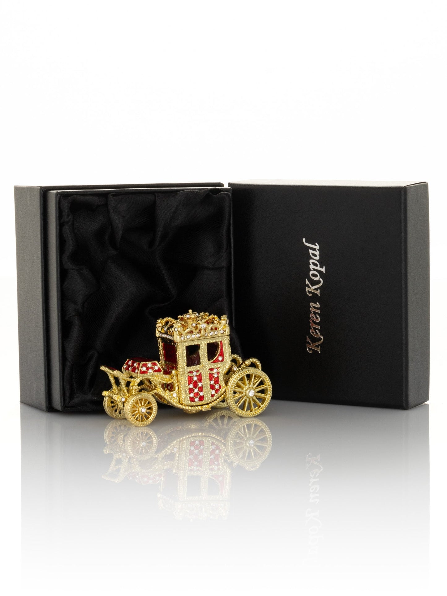 Keren Kopal Gold & Red Carriage
