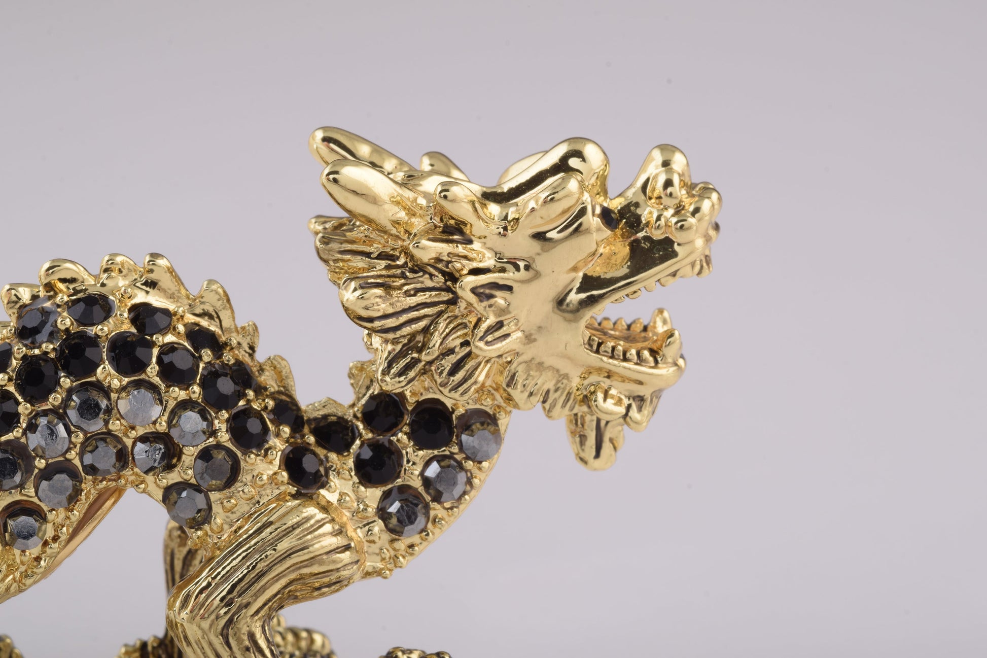 Keren Kopal Golden Black Dragon