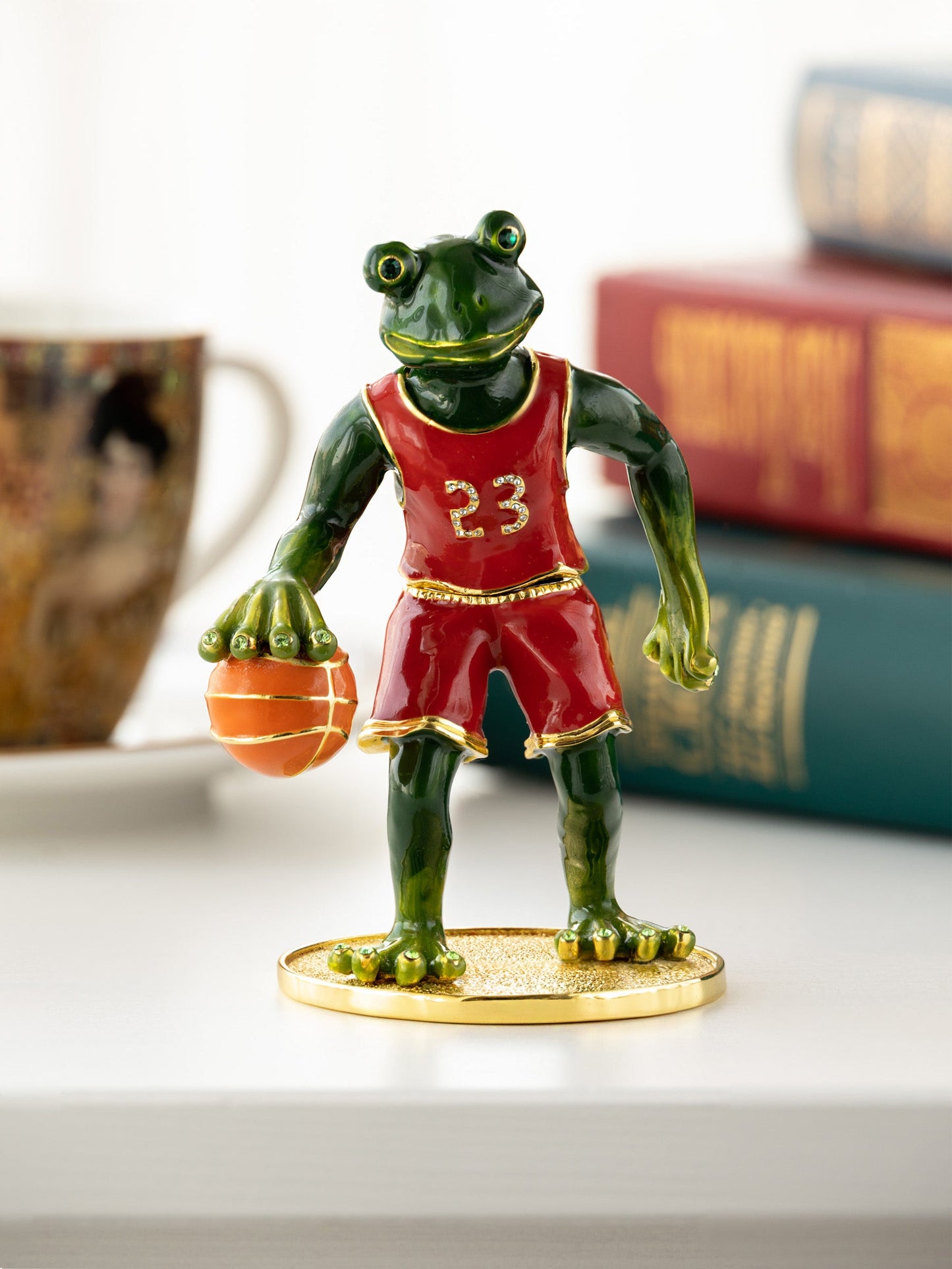 Keren Kopal Frog Playing Basketball