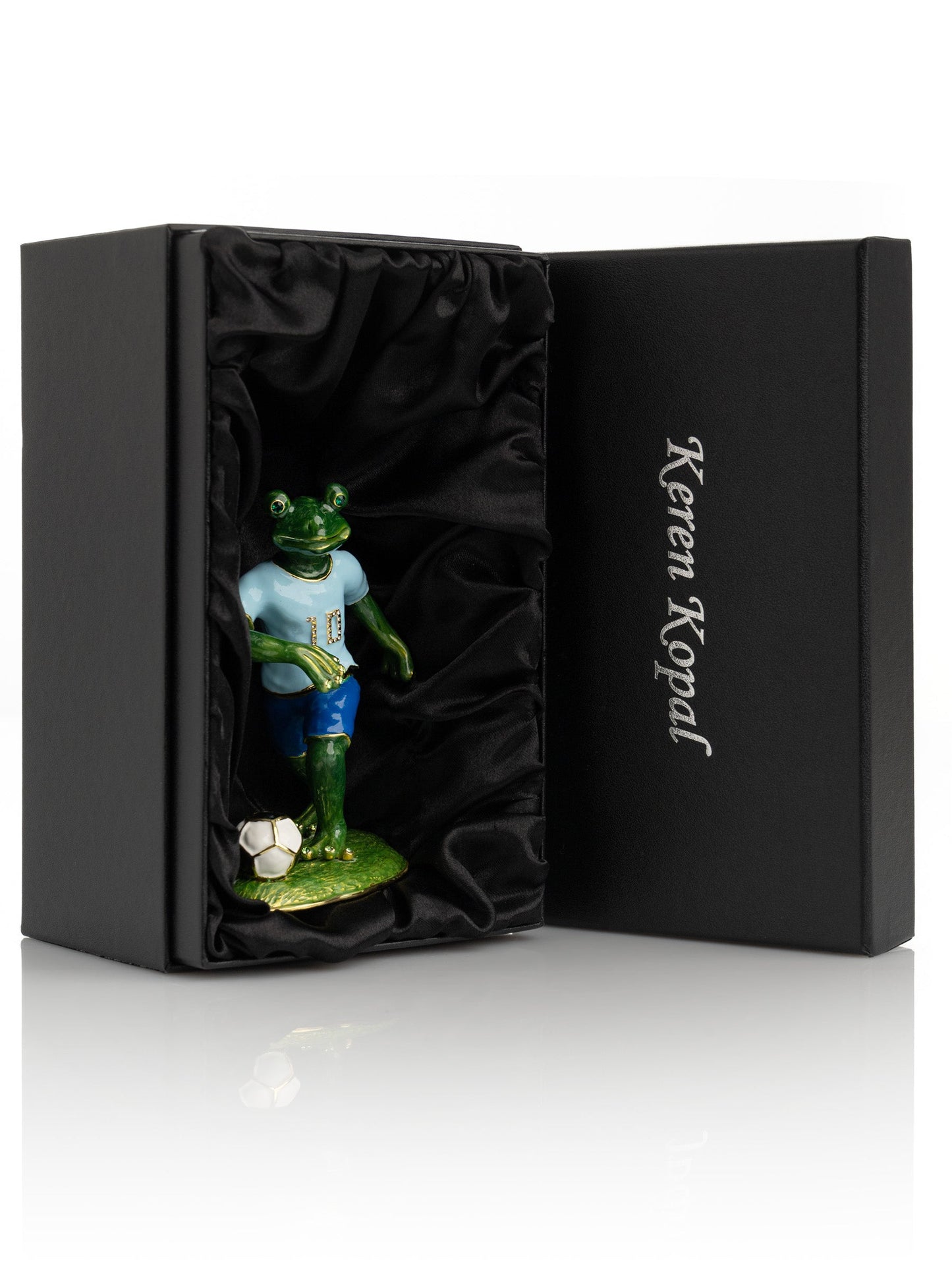 Keren Kopal Frog Playing Football