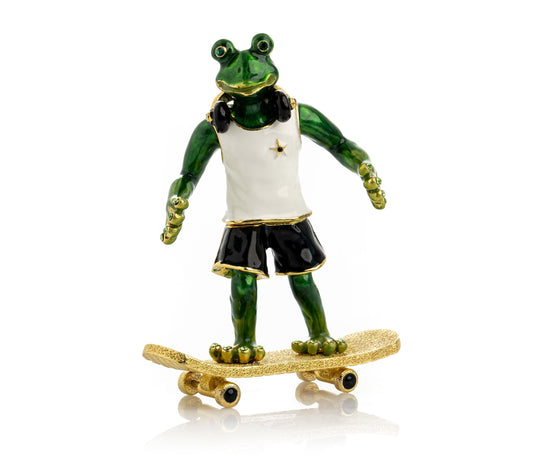 Skateboarding Frog - Exquisite Decor