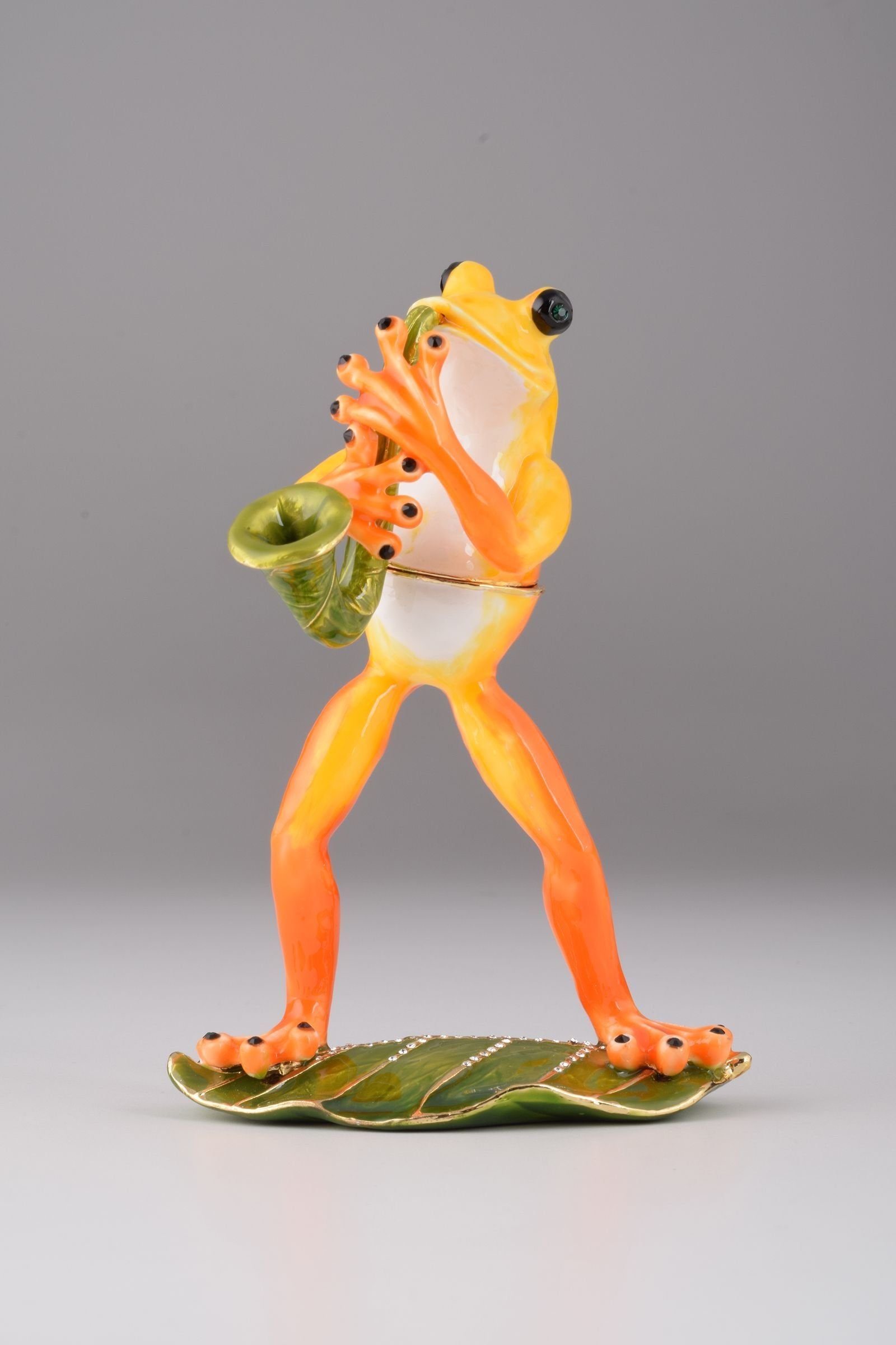 Frog Playing a Saxophone - Exquisite Decor