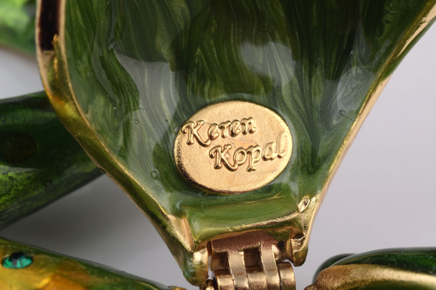 Keren Kopal Green Frog