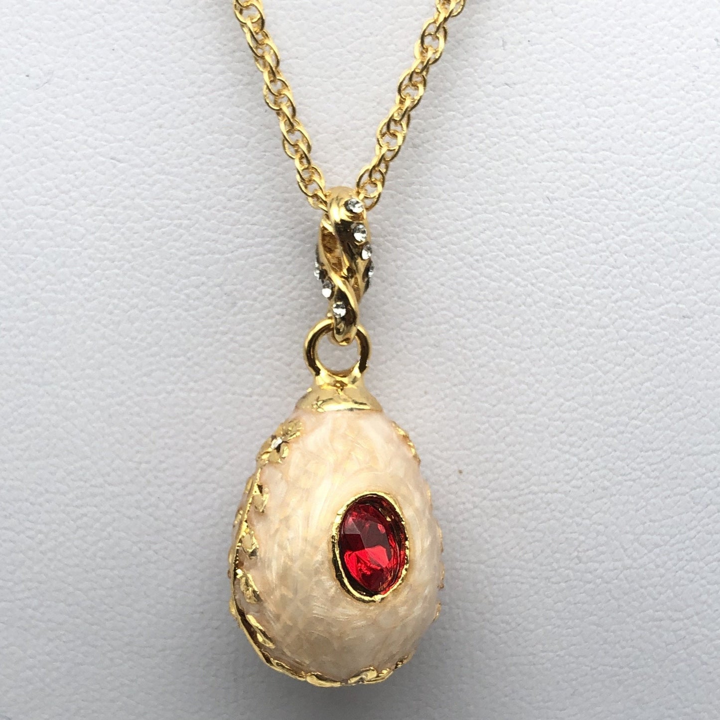 Pink Egg Pendant Gold Necklace - Exquisite Decor